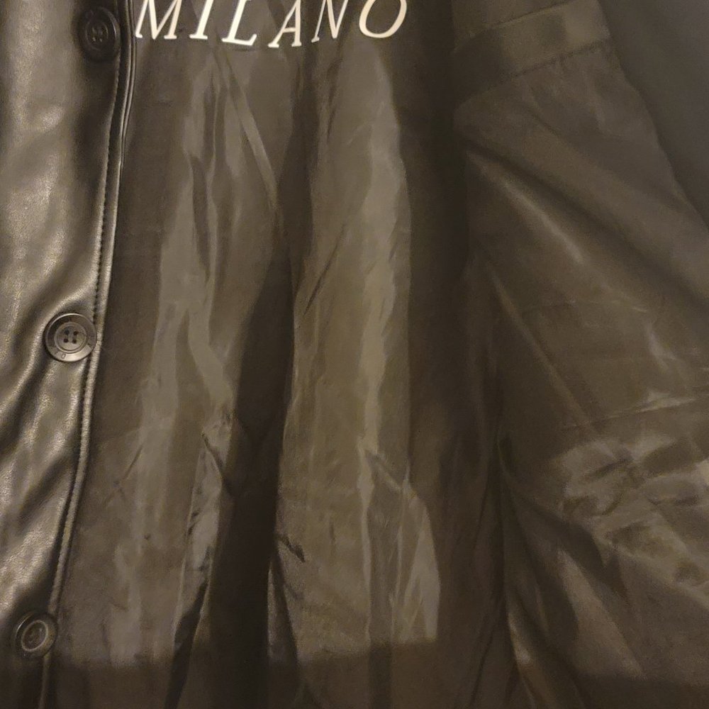 Black Jacket - Picture 5 of 5